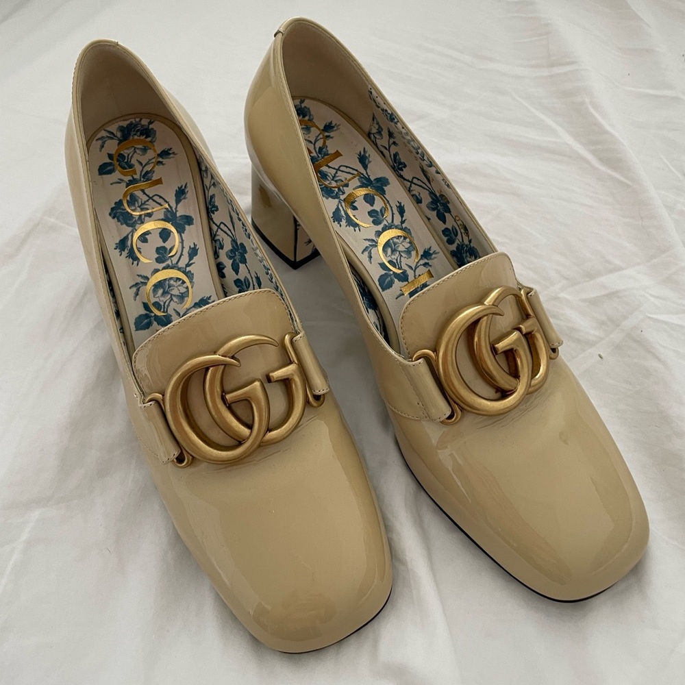 Gucci Victoire Block Mid Heel Sand Storm Patent Leather Pump Loafers Size 38